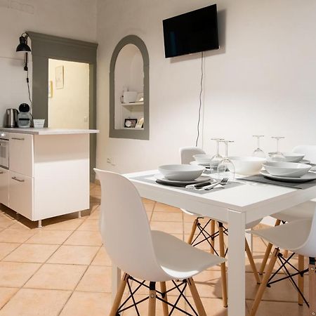2 Rooms Next To A Market And Piazza Santa Croce - Homeunity Florence Ngoại thất bức ảnh
