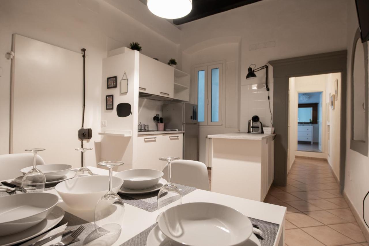 2 Rooms Next To A Market And Piazza Santa Croce - Homeunity Florence Ngoại thất bức ảnh
