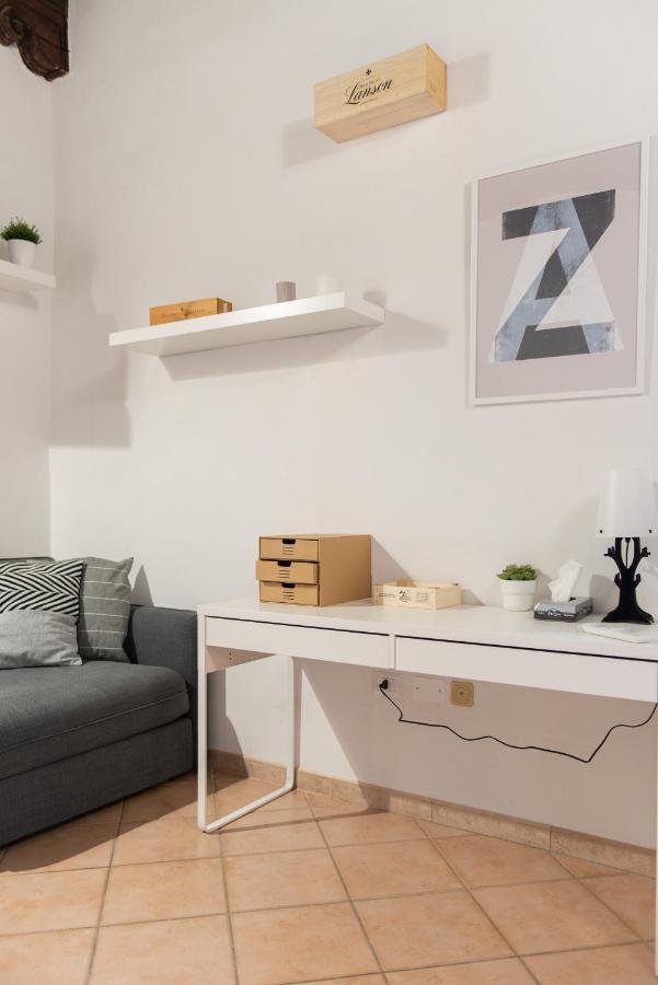 2 Rooms Next To A Market And Piazza Santa Croce - Homeunity Florence Ngoại thất bức ảnh