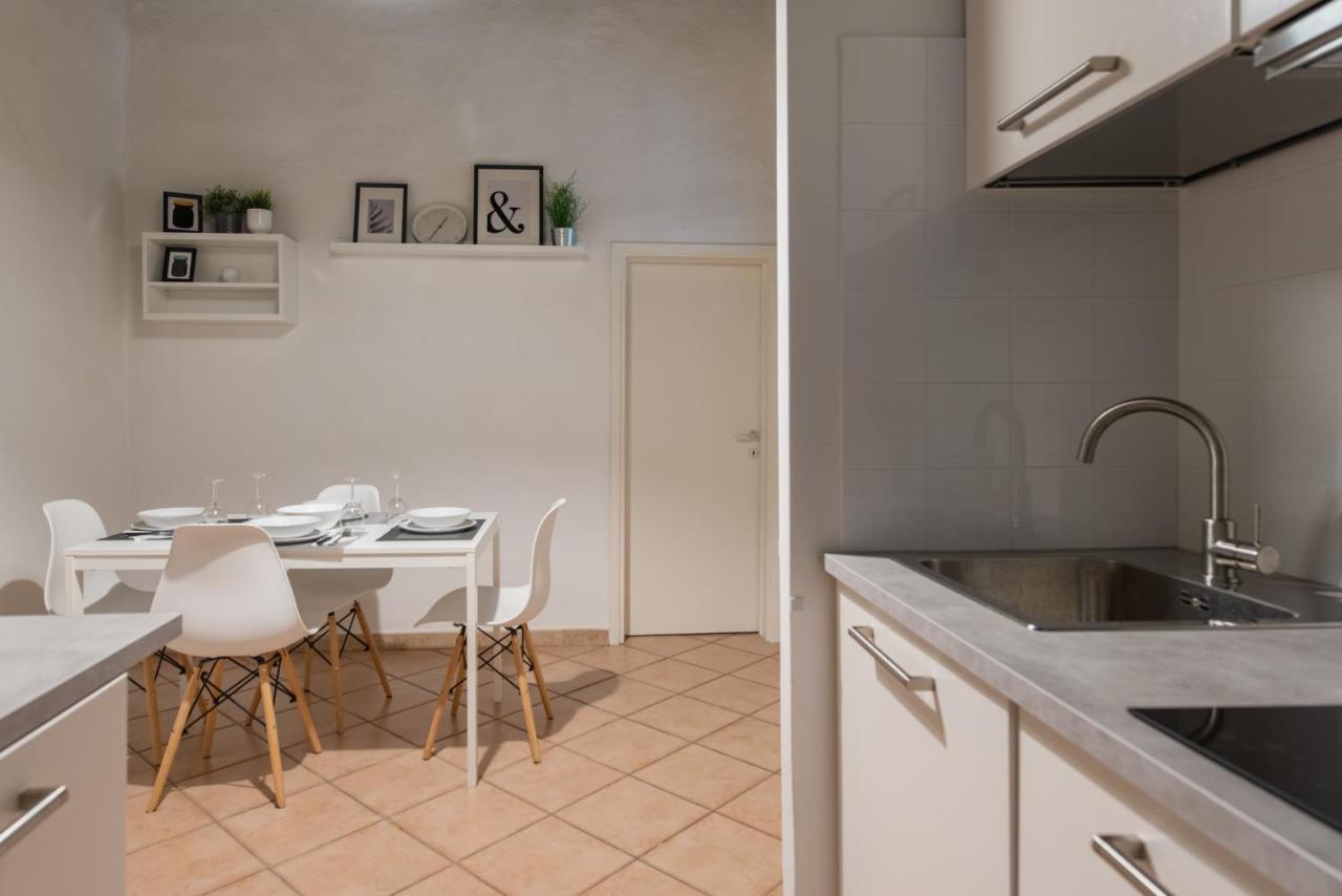 2 Rooms Next To A Market And Piazza Santa Croce - Homeunity Florence Ngoại thất bức ảnh