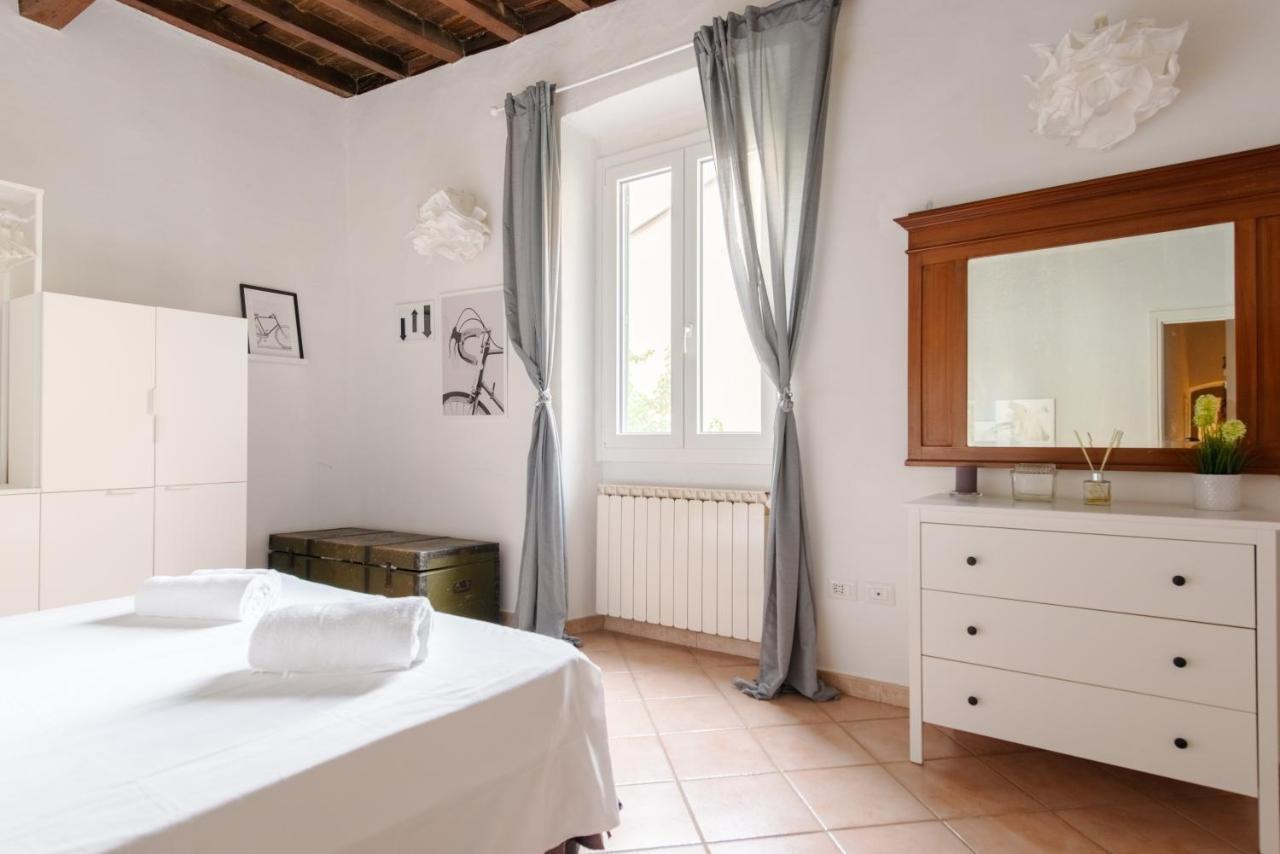 2 Rooms Next To A Market And Piazza Santa Croce - Homeunity Florence Ngoại thất bức ảnh