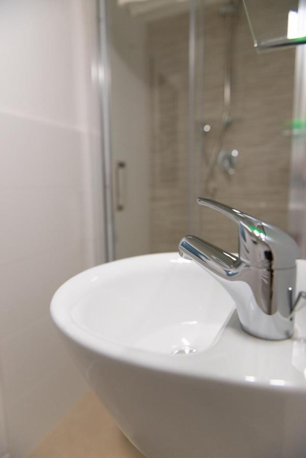 2 Rooms Next To A Market And Piazza Santa Croce - Homeunity Florence Ngoại thất bức ảnh